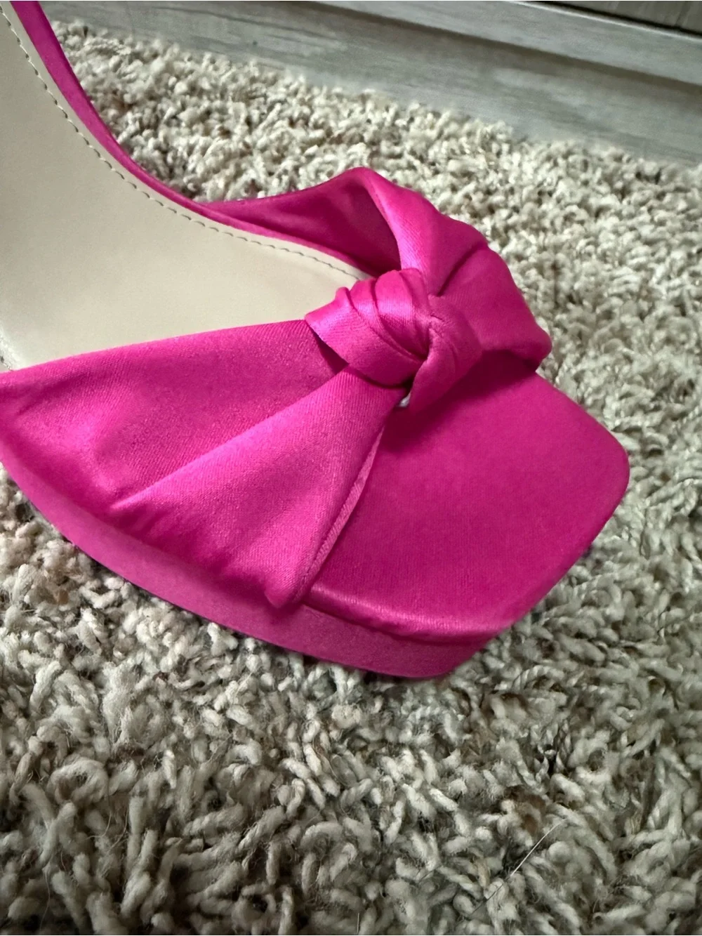 Nina Hot Pink Knot Platform Block Heel Sandals (9.5-10)